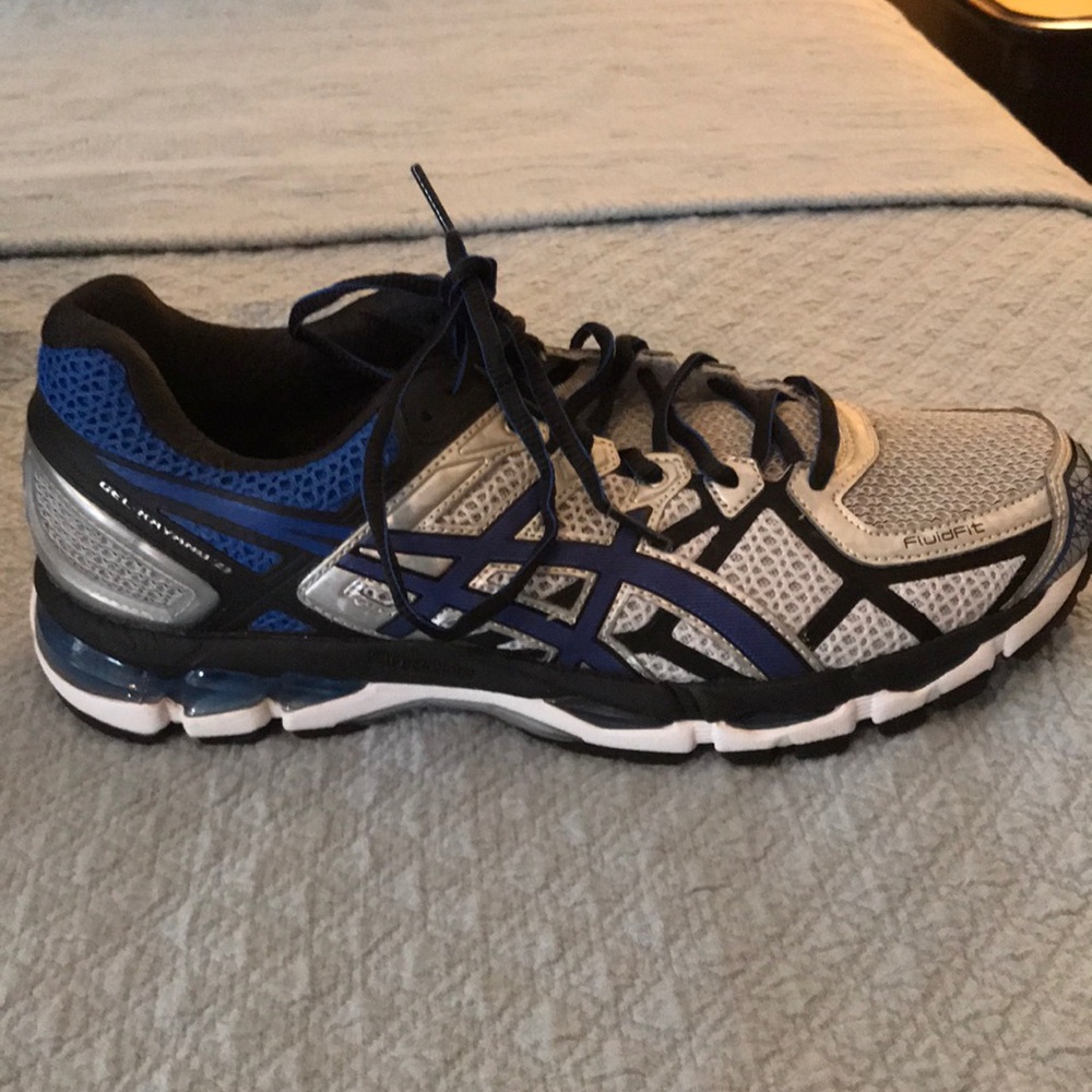 ASICS Gel Kayano 21’s